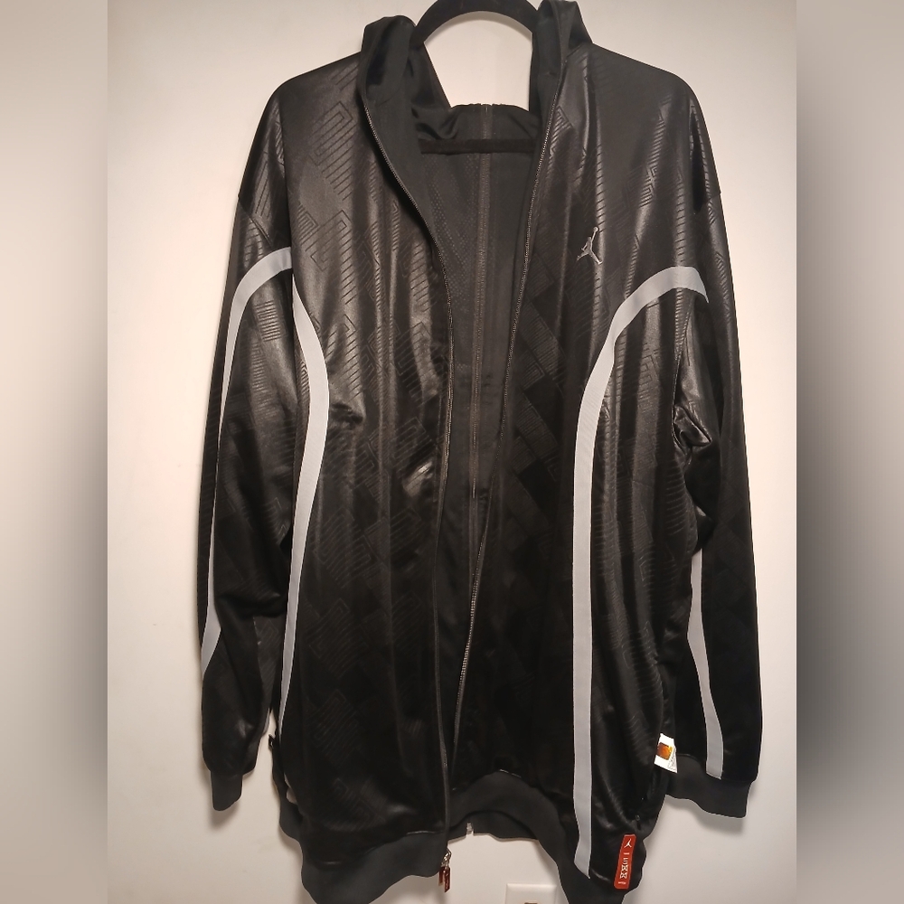Vintage (2008) Nike Air Jordan 11/12 Countdown Package 3-in-1 Reversible Jacket